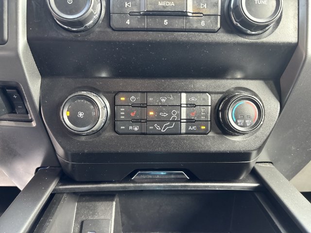 Used 2020 Ford F250 XLT w/ XLT Premium Package AWD/4WD image 17