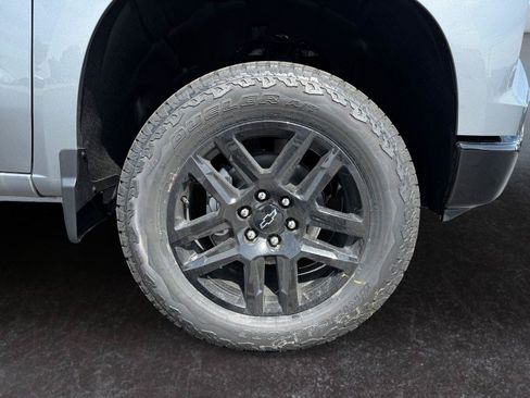 New 2026 Chevrolet Silverado 1500 Custom Trail Boss AWD/4WD image 29