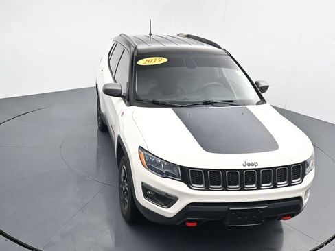Used 2019 Jeep Compass Trailhawk w/ Popular Equipment Group AWD/4WD image 21