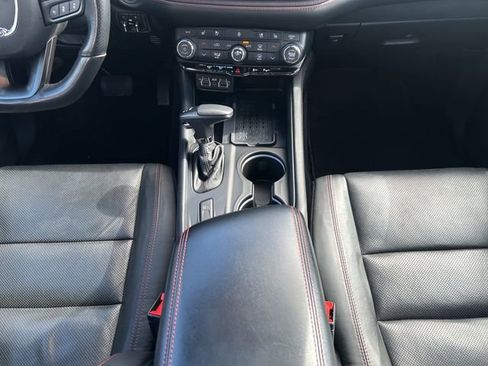 Used 2025 Dodge Durango R/T AWD/4WD image 17