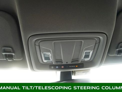 Used 2021 Chevrolet Silverado 1500 LT image 24