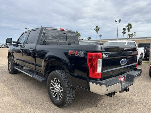 Used 2017 Ford F250 Lariat w/ FX4 Off-Road Package image 4