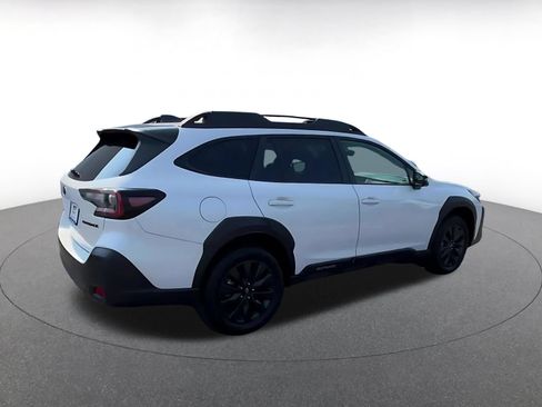 Used 2024 Subaru Outback Onyx Edition AWD/4WD image 13