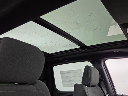 New 2026 RAM 1500 4x4 Crew Cab image 34