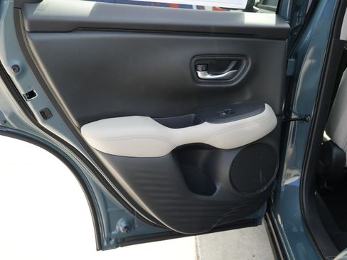 New 2026 Honda HR-V LX image 17