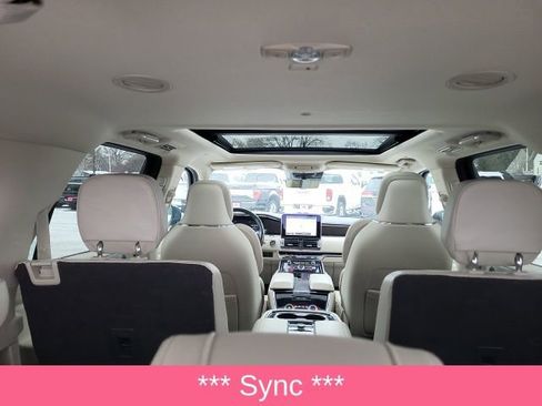 Used 2021 Lincoln Navigator Reserve image 14
