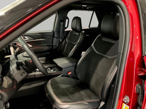 Used 2025 Ford Explorer ST AWD/4WD image 21