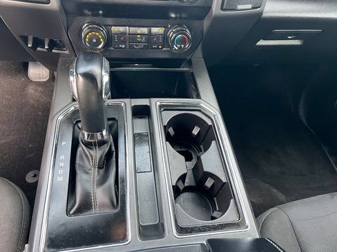 Used 2019 Ford F150 XLT w/ Equipment Group 302A Luxury AWD/4WD image 28