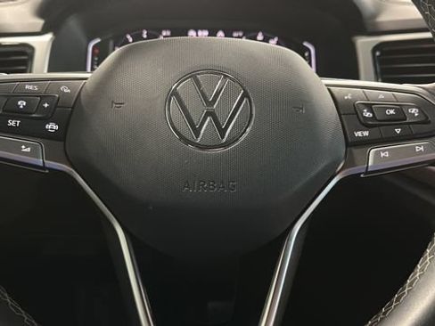 Used 2022 Volkswagen Atlas Cross Sport SE AWD/4WD image 19