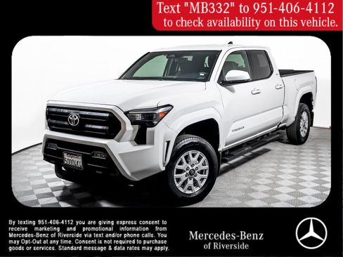 Used 2025 Toyota Tacoma SR5 AWD/4WD image 1