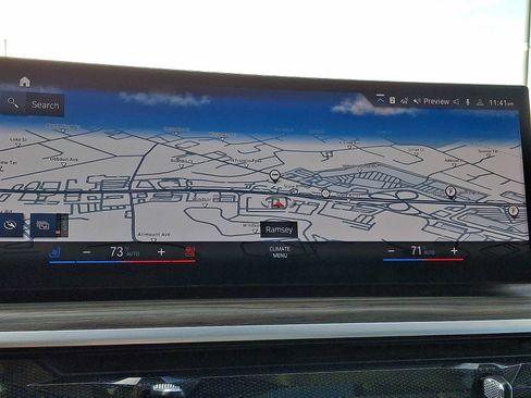 Used 2023 BMW X7 xDrive40i w/ Premium Package image 13