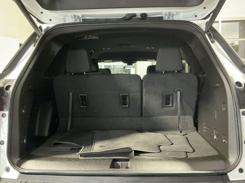 Used 2023 Chevrolet Traverse LT AWD/4WD image 26