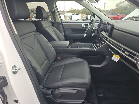 Used 2026 Hyundai Santa Fe SEL image 16