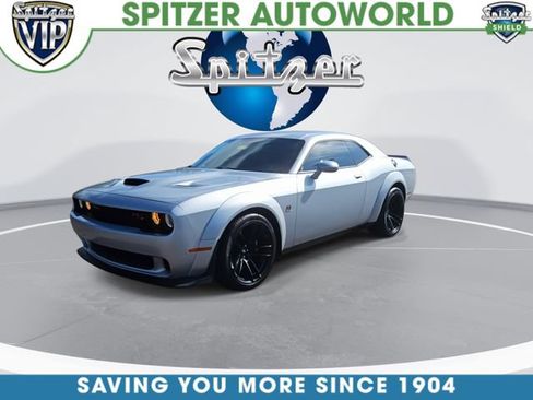 Used 2023 Dodge Challenger R/T Scat Pack RWD image 4