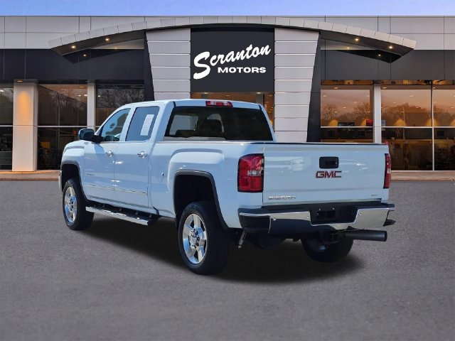 Used 2016 GMC Sierra 2500 SLT w/ Duramax Plus Package AWD/4WD image 3
