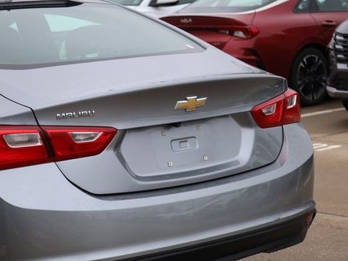 Used 2023 Chevrolet Malibu LT image 7
