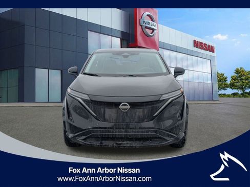 Used 2023 Nissan Ariya FWD image 8