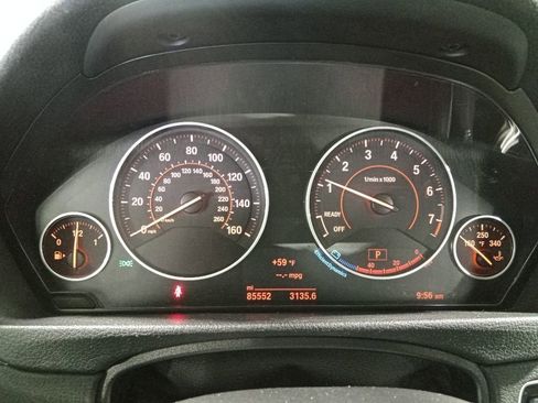 Used 2017 BMW 330i xDrive Sedan AWD/4WD image 11