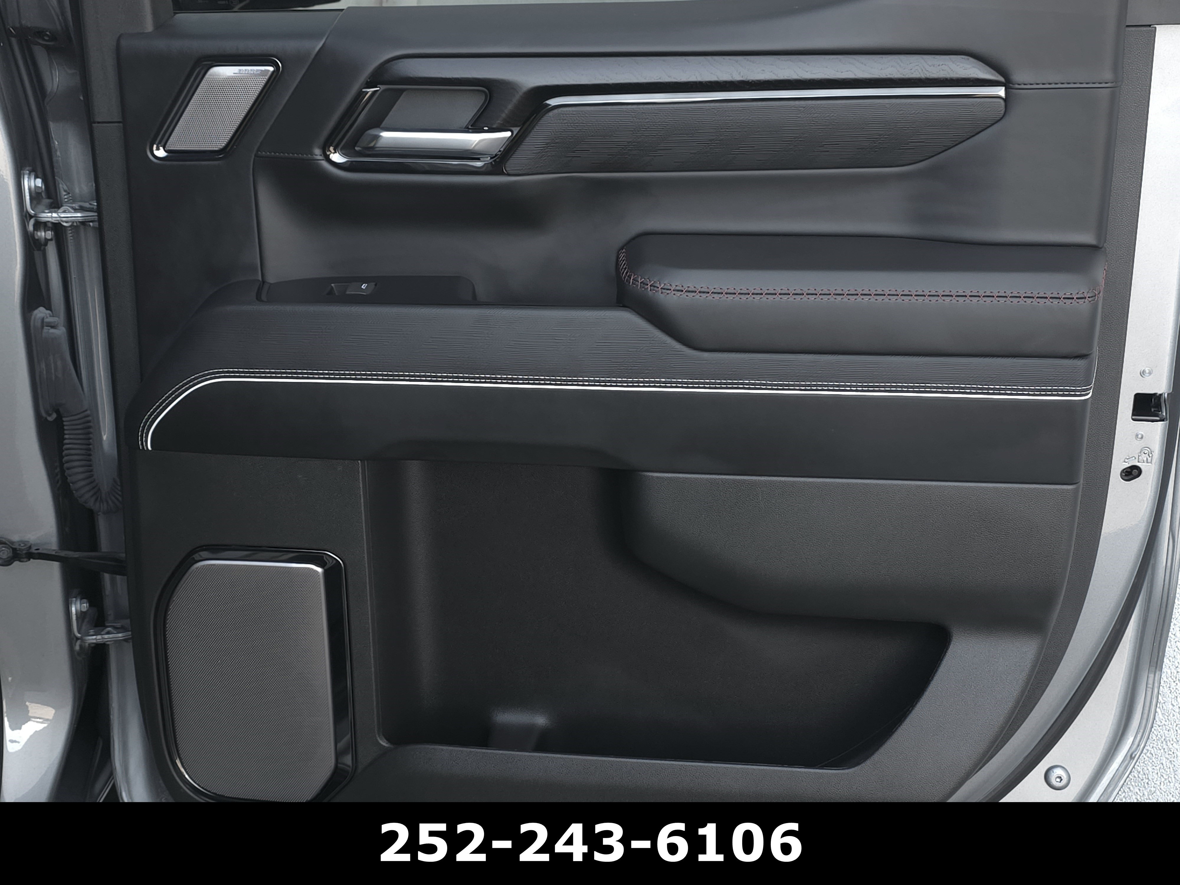 Used 2025 GMC Sierra 1500 AT4X w/ AT4X AEV Edition AWD/4WD image 39