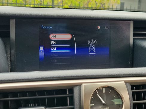 Used 2017 Lexus IS 200t RWD image 22