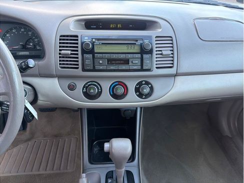 Used 2003 Toyota Camry LE FWD image 16