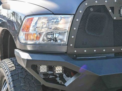 Used 2017 RAM 3500 SLT w/ Luxury Group image 11