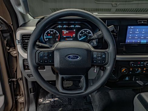 Used 2026 Ford F250 XLT AWD/4WD image 14