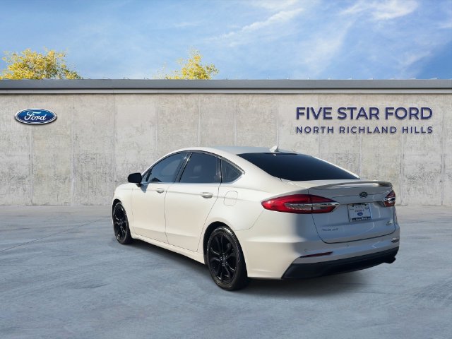 Used 2019 Ford Fusion SE w/ Equipment Group 151A FWD image 7