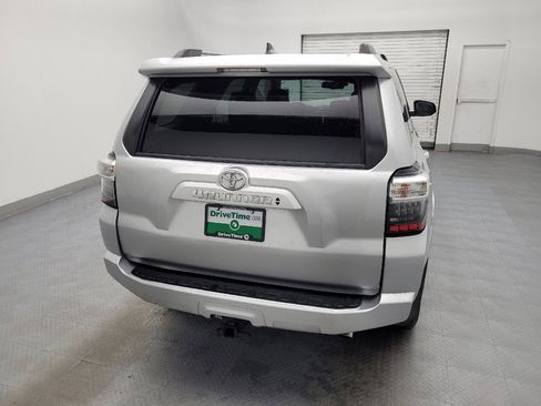 Used 2020 Toyota 4Runner SR5 Premium image 7