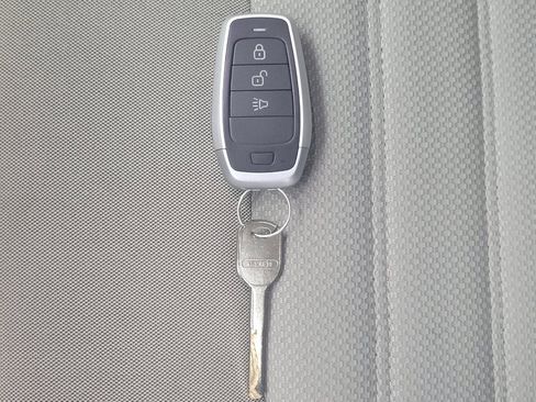 Used 2018 Ford Fusion S FWD image 32