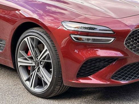 Used 2025 Genesis G70 2.5T w/ Sport Prestige Package image 13