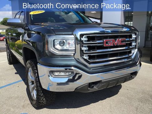 Used 2018 GMC Sierra 1500 SLT w/ SLT Premium Package AWD/4WD image 3