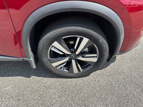 Used 2024 Nissan Rogue SL w/ SL Premium Package FWD image 12