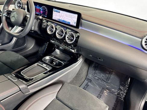 Used 2026 Mercedes-Benz CLA 250 image 28