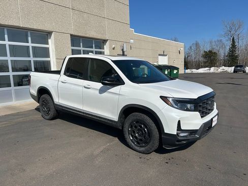 New 2026 Honda Ridgeline TrailSport+ image 3