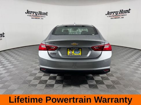 Used 2024 Chevrolet Malibu LT image 8