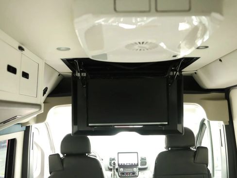 Used 2024 RAM ProMaster 3500 w/ Leather Interior Group FWD image 38