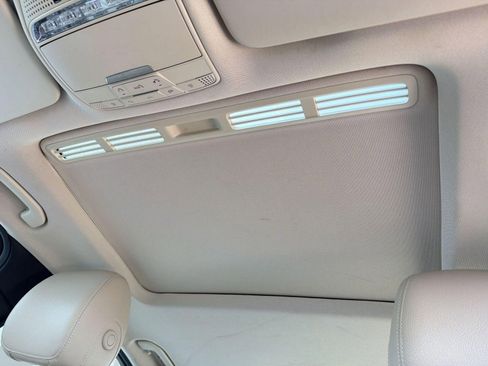 Used 2018 Mercedes-Benz C 300 Sedan image 15