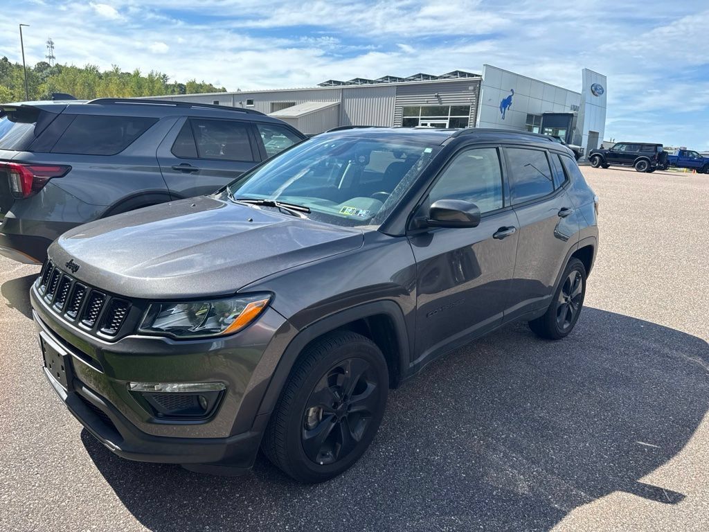 Used 2021 Jeep Compass Latitude AWD/4WD image 1