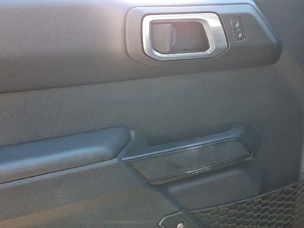 Used 2025 Ford Bronco Badlands AWD/4WD image 13