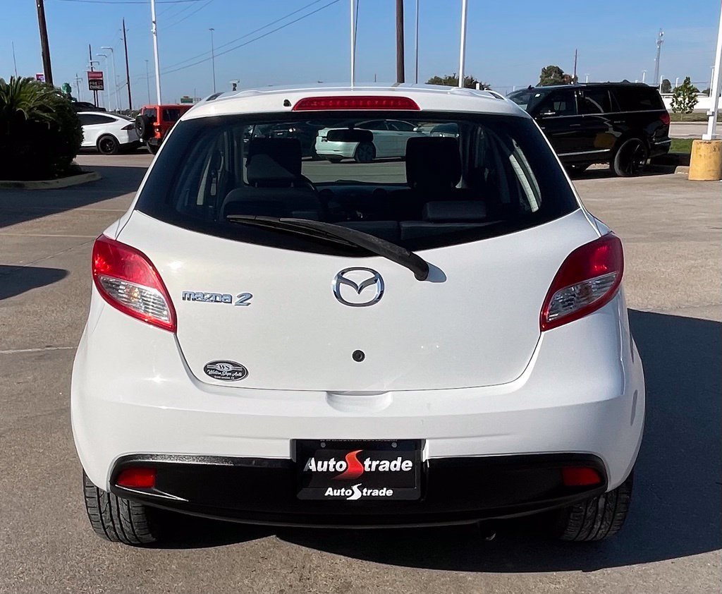 Used 2014 MAZDA MAZDA2 Sport FWD image 8
