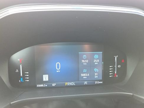 Used 2024 Ford Escape ST-Line w/ Tech Pack #1 AWD/4WD image 17