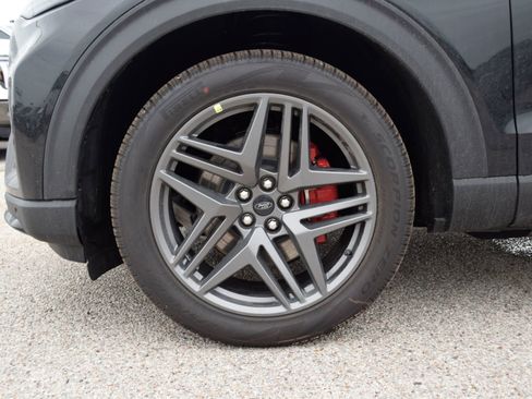 New 2026 Ford Explorer ST-Line w/ ST-Line Street Pack RWD image 27