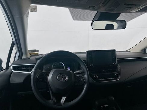 Used 2022 Toyota Corolla LE image 22