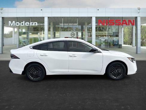 New 2026 Nissan Sentra SV image 6