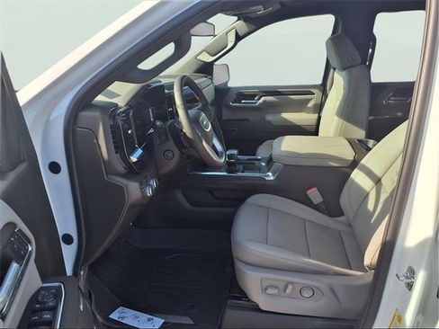 New 2026 GMC Sierra 1500 SLT w/ SLT Premium Package image 15