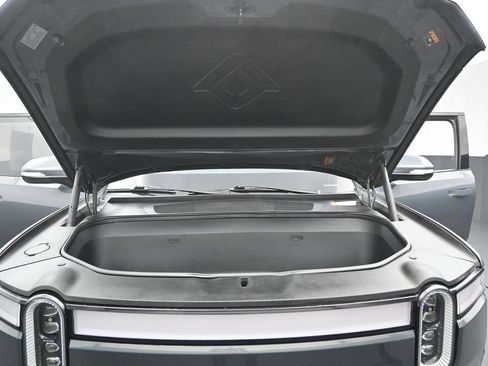 Used 2022 Rivian R1T Adventure AWD/4WD image 17