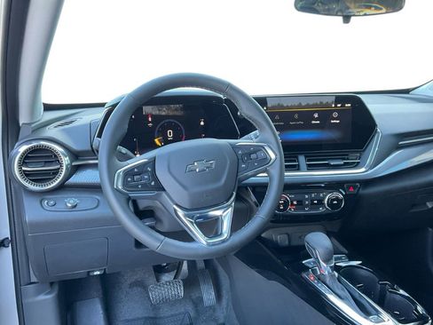 New 2026 Chevrolet Trax ACTIV w/ Sunroof Package image 17