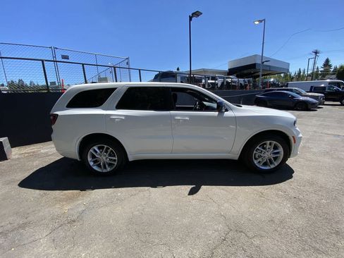 Used 2025 Dodge Durango GT AWD/4WD image 7