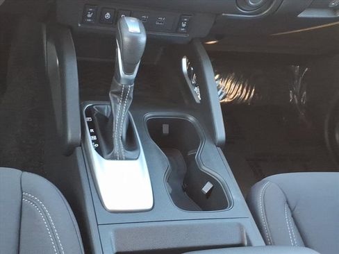 Certified 2024 Nissan Frontier SV w/ Hardbody Edition image 28